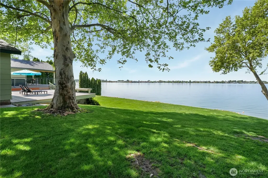 2102 Elgin Road NE Moses Lake WA 98837