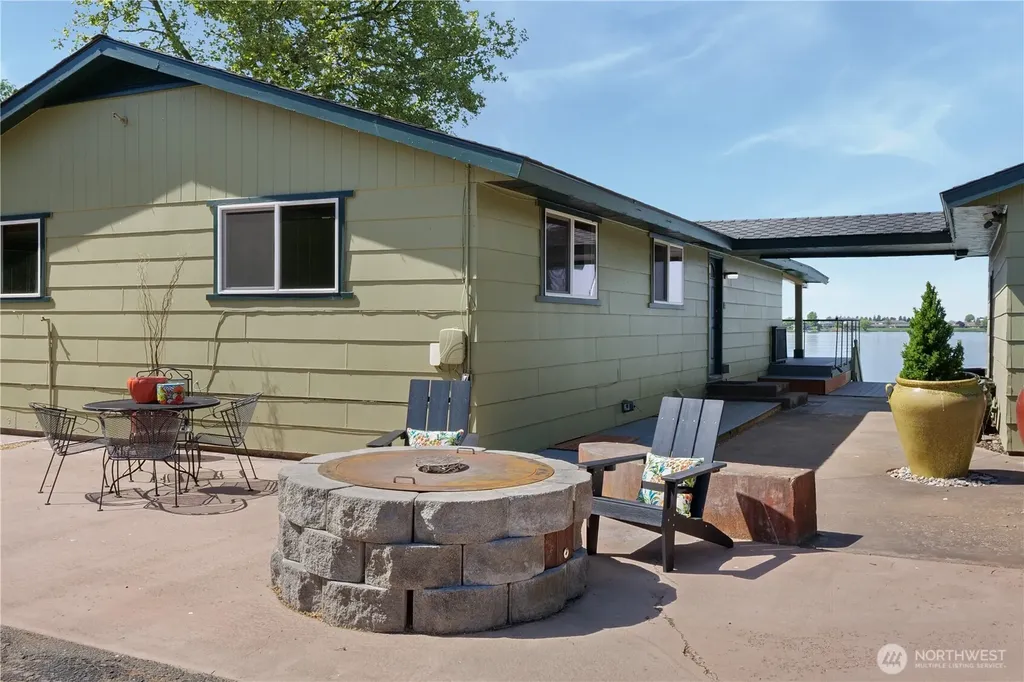 2102 Elgin Road NE Moses Lake WA 98837