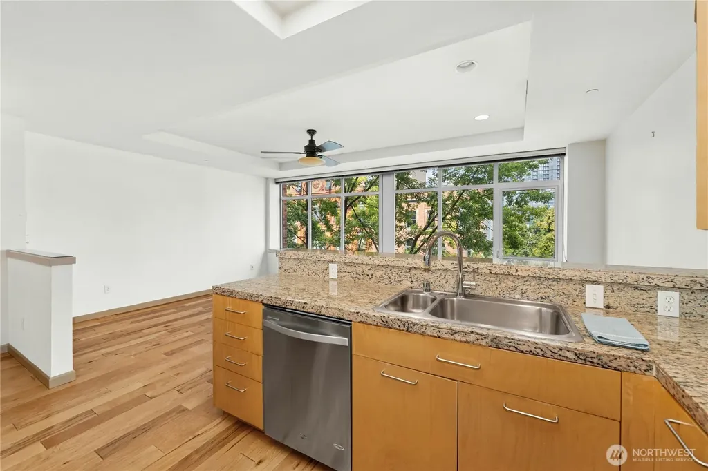 2319 1st Avenue Seattle WA 98121