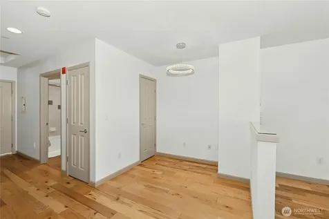 2319 1st Avenue Seattle WA 98121