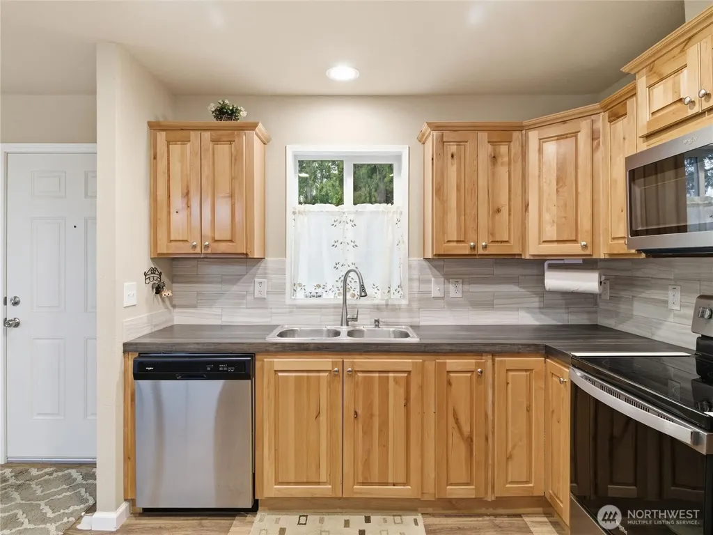 50 SE Foxglove Court Shelton WA 98584