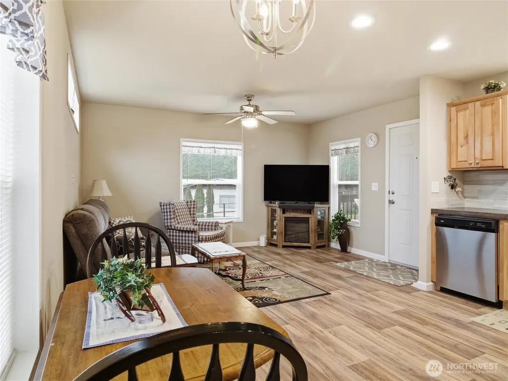 50 SE Foxglove Court Shelton WA 98584