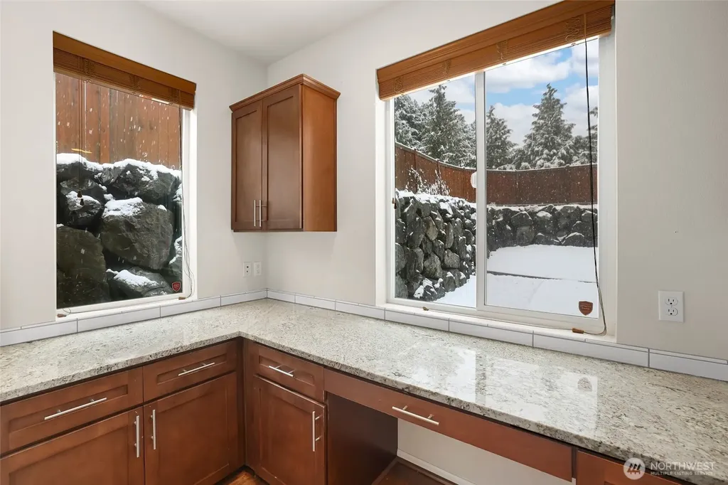 32214 50th Court S Auburn WA 98001