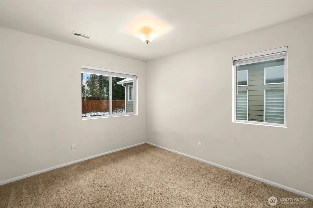 32214 50th Court S Auburn WA 98001