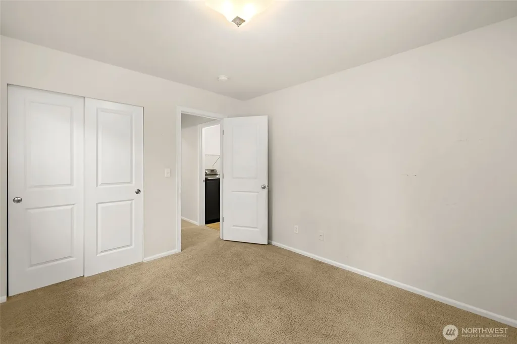32214 50th Court S Auburn WA 98001