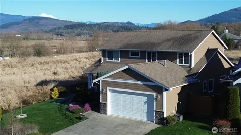 1516 N 43rd Place Mount Vernon WA 98273