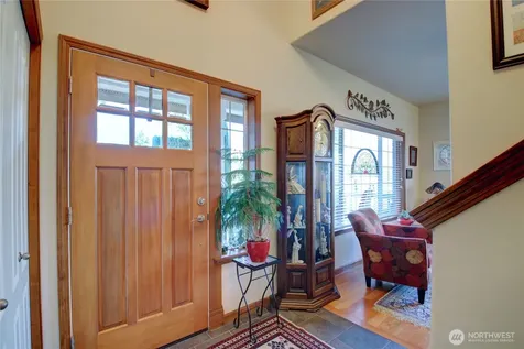 1516 N 43rd Place Mount Vernon WA 98273