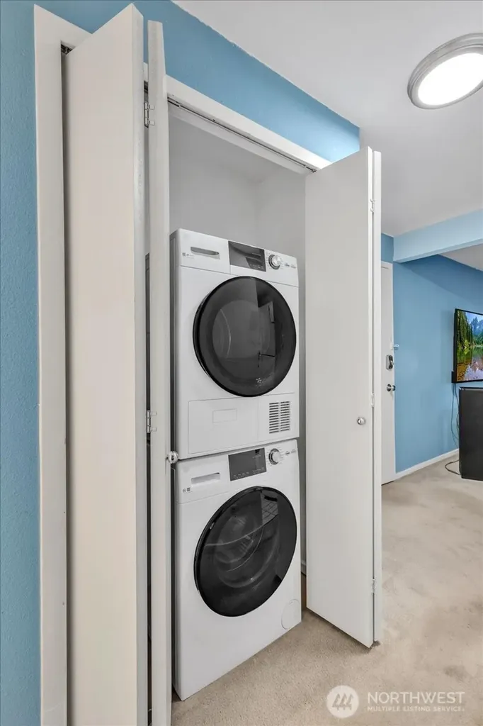 12631 NE 9th Place Bellevue WA 98005