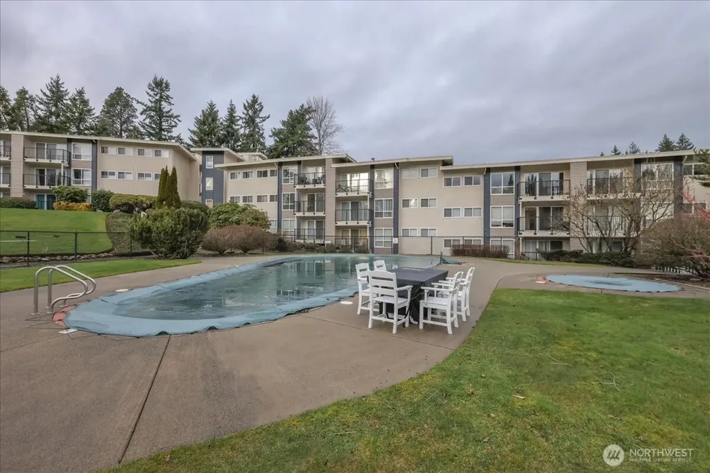 12631 NE 9th Place Bellevue WA 98005