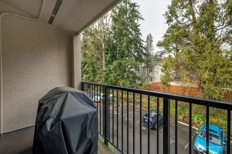 12631 NE 9th Place Bellevue WA 98005