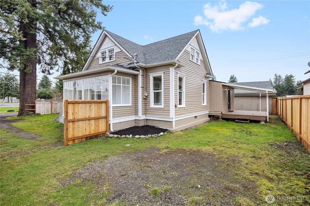 102 180th Street S Spanaway WA 98387
