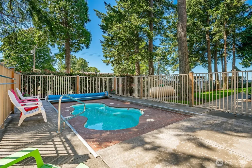 7714 Birch Bay Drive Blaine WA 98230