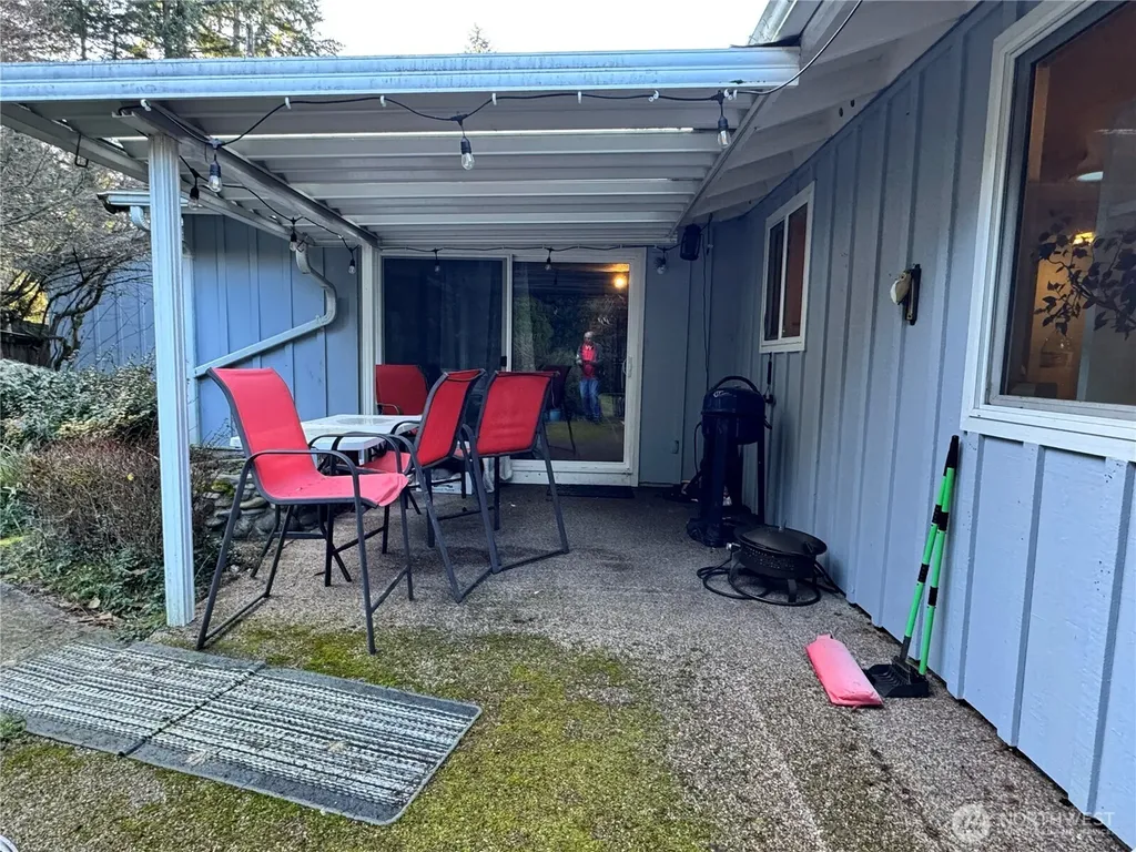 13801 Dana Lane E Puyallup WA 98373