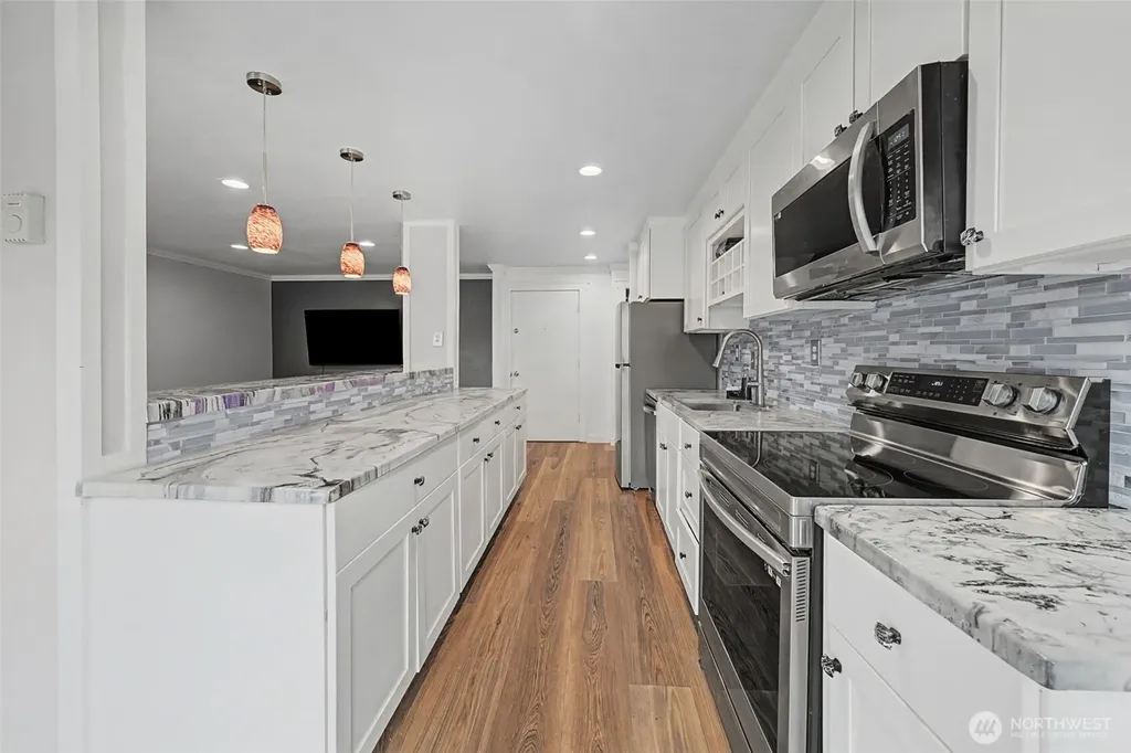 15142 65th Avenue S Tukwila WA 98188