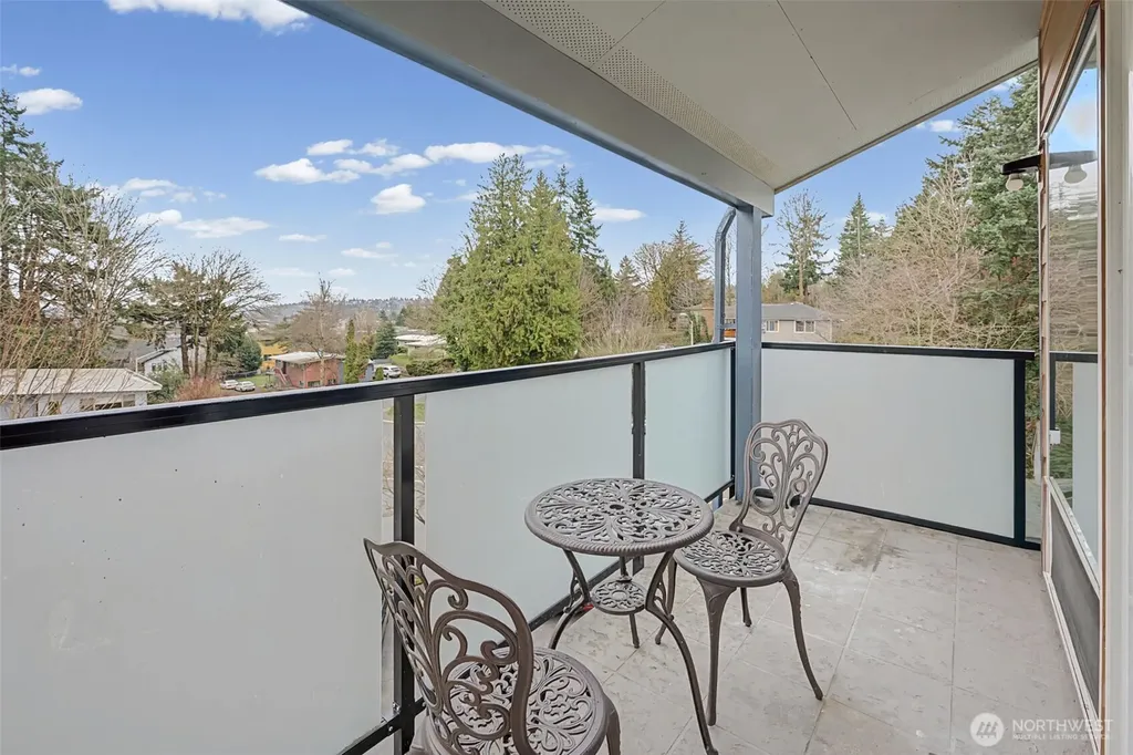 15142 65th Avenue S Tukwila WA 98188