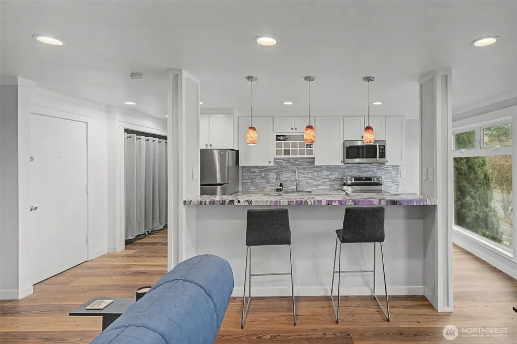 15142 65th Avenue S Tukwila WA 98188