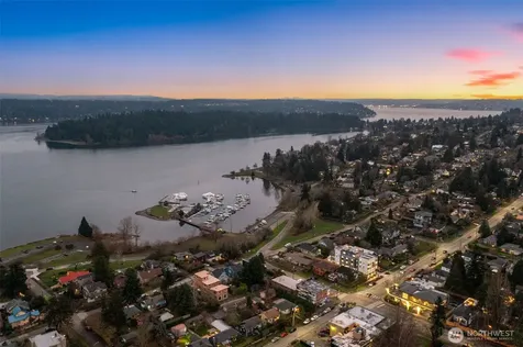 4406 50th Avenue S Seattle WA 98118
