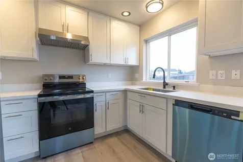 2301 148th Street E Tacoma WA 98445