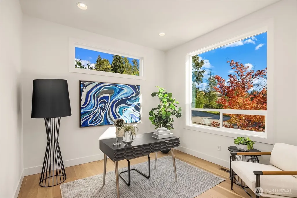 5816 NE 4th Place Renton WA 98059