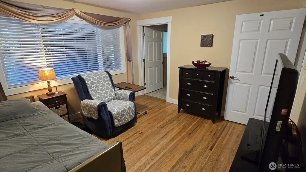 16342 72nd Avenue W Edmonds WA 98026