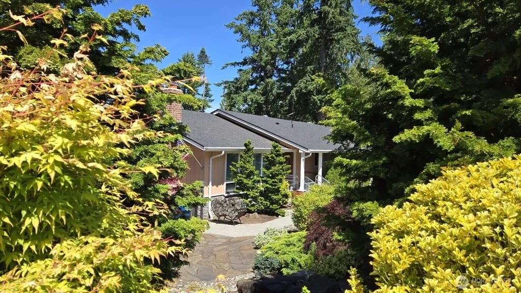 16342 72nd Avenue W Edmonds WA 98026