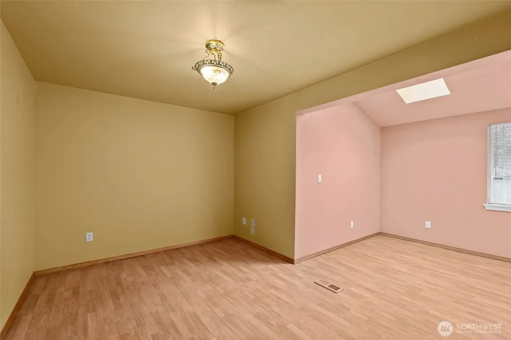12602 118th Street Ct E Puyallup WA 98374