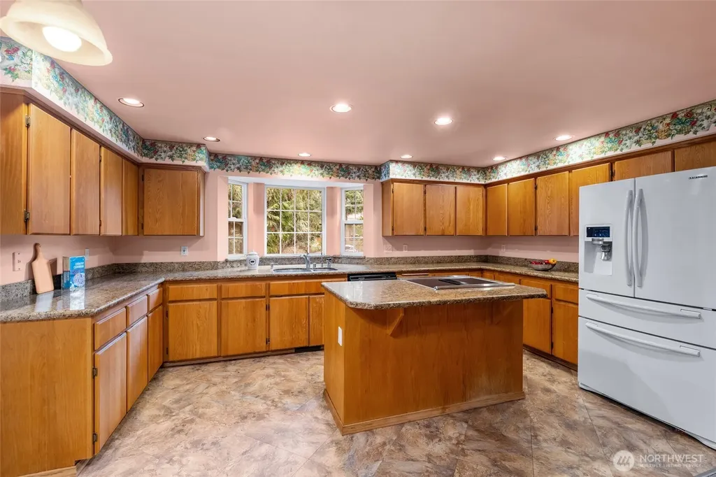 12602 118th Street Ct E Puyallup WA 98374