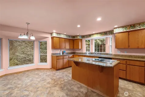 12602 118th Street Ct E Puyallup WA 98374
