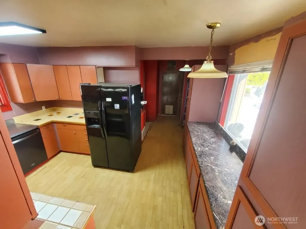 533 Fairchild Loop Moses Lake WA 98837