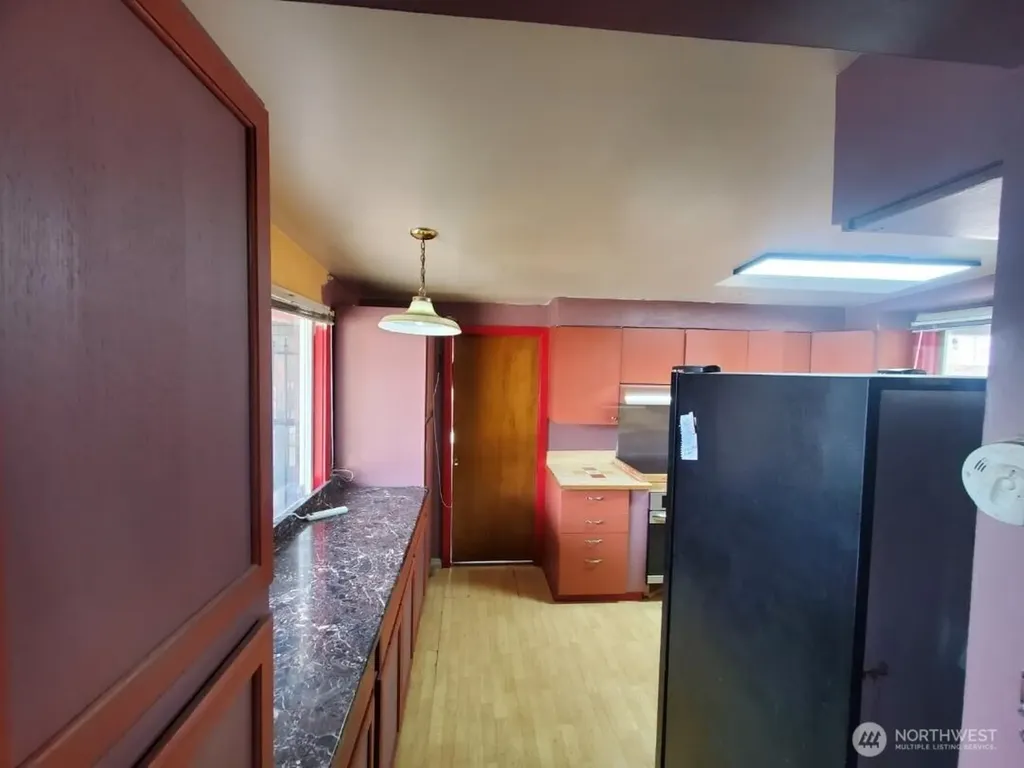 533 Fairchild Loop Moses Lake WA 98837
