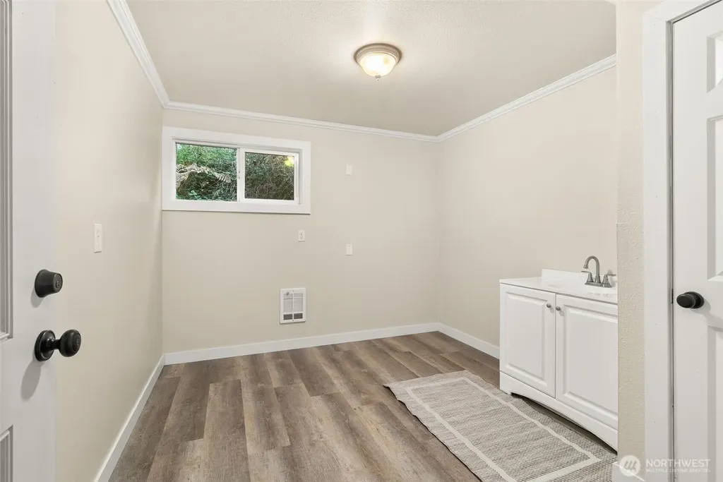 4605 56th Street NW Gig Harbor WA 98335