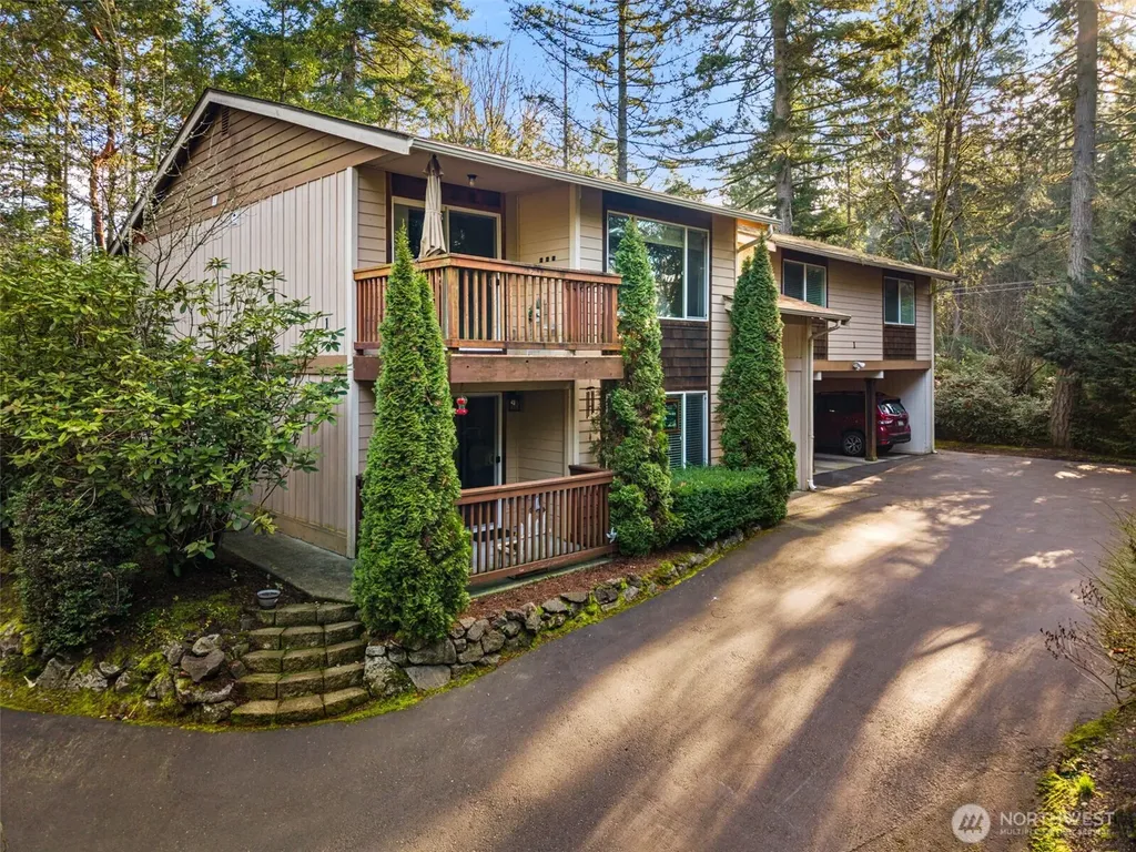 4605 56th Street NW Gig Harbor WA 98335