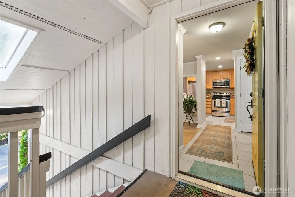 4605 56th Street NW Gig Harbor WA 98335