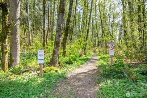 17600 SE Cougar Mountain Drive Issaquah WA 98027