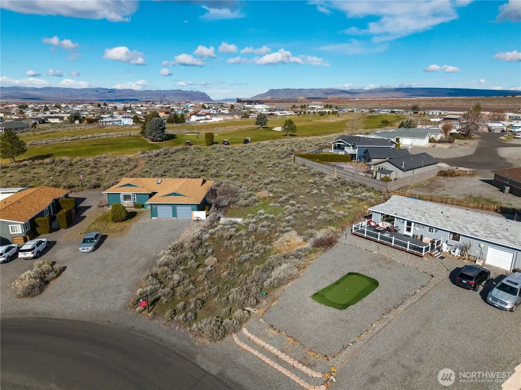416 Autumn Loop SW Mattawa WA 99349