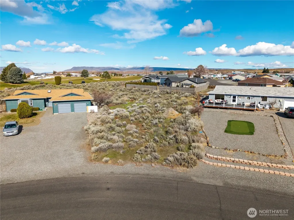 416 Autumn Loop SW Mattawa WA 99349