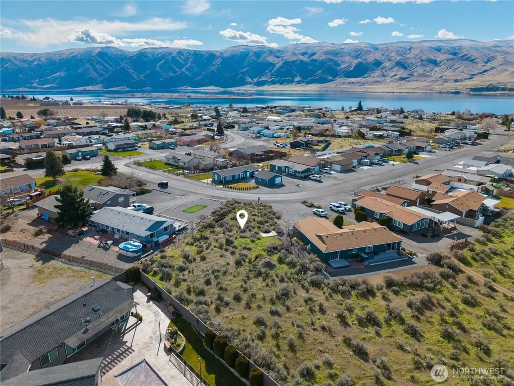 416 Autumn Loop SW Mattawa WA 99349