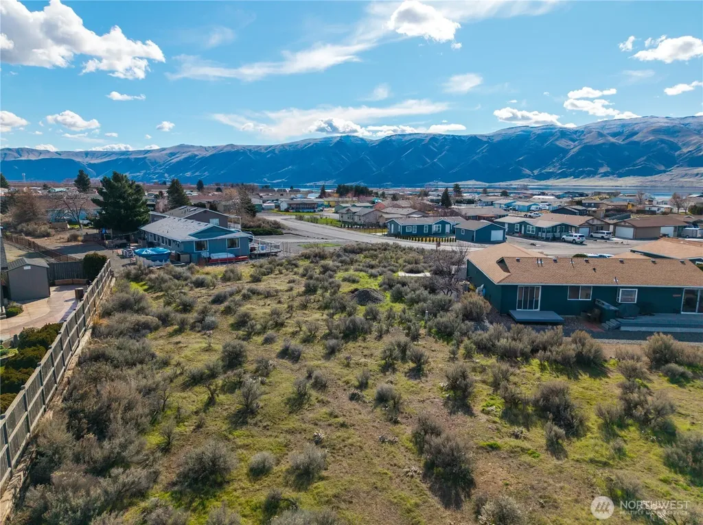 416 Autumn Loop SW Mattawa WA 99349