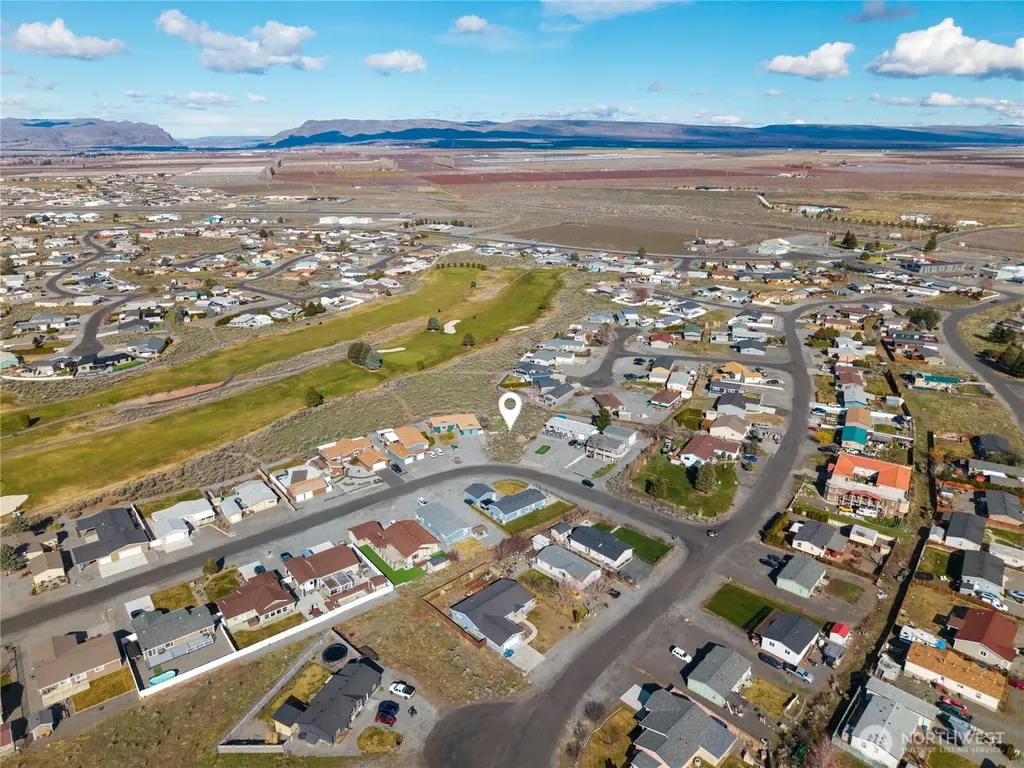 416 Autumn Loop SW Mattawa WA 99349