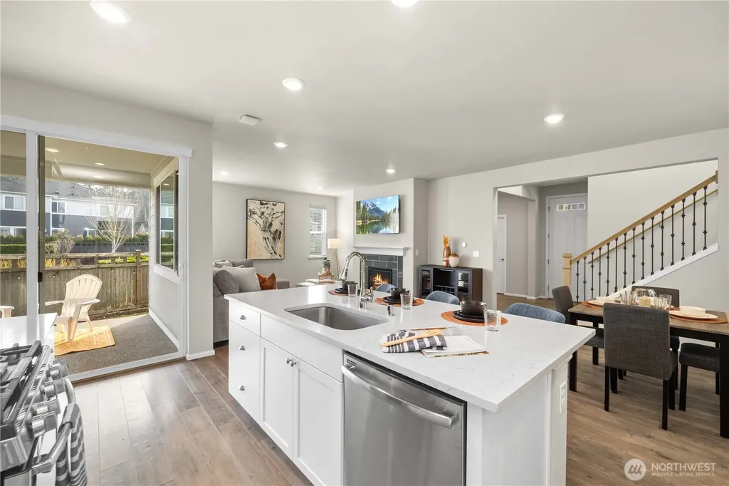 32898 Pine Avenue SE Black Diamond WA 98010