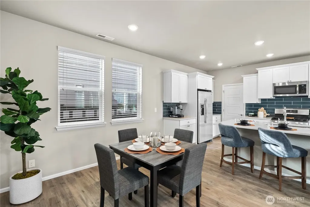 32898 Pine Avenue SE Black Diamond WA 98010