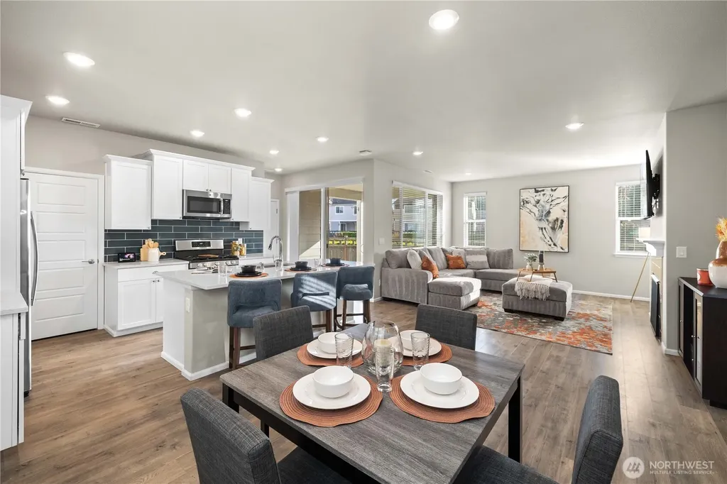 32898 Pine Avenue SE Black Diamond WA 98010
