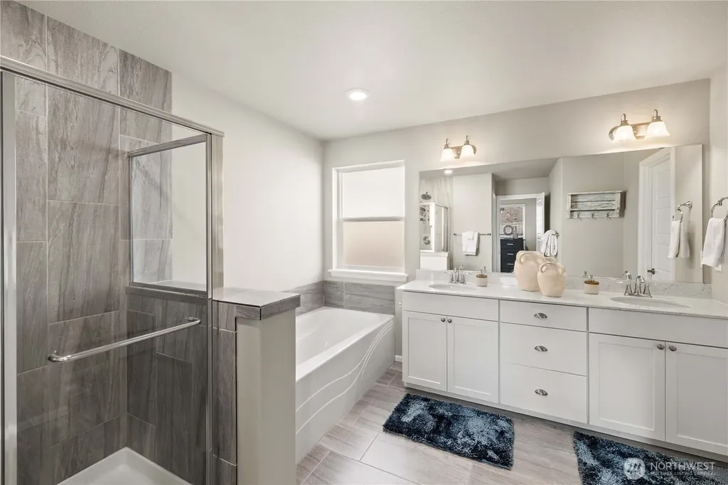 32898 Pine Avenue SE Black Diamond WA 98010