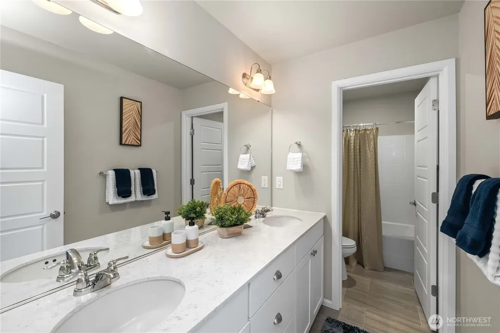 32898 Pine Avenue SE Black Diamond WA 98010