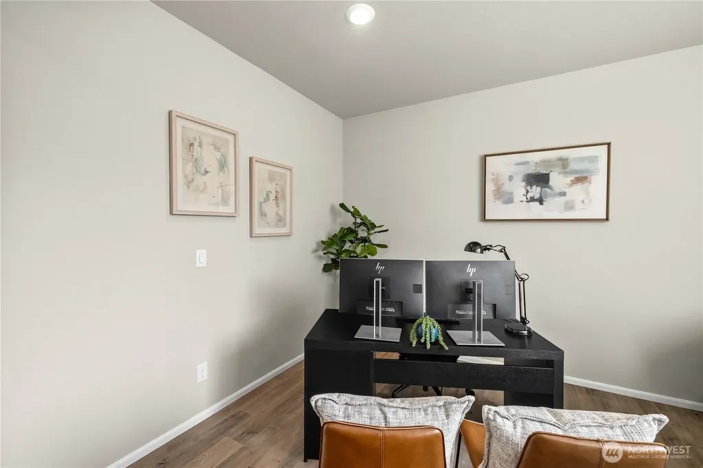32898 Pine Avenue SE Black Diamond WA 98010