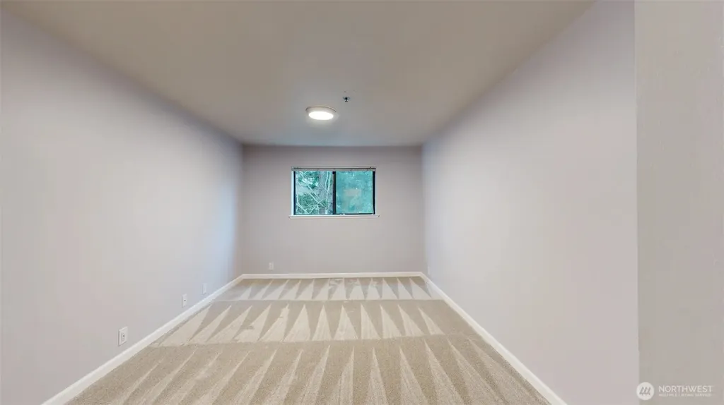 29645 18th Avenue S Federal Way WA 98003