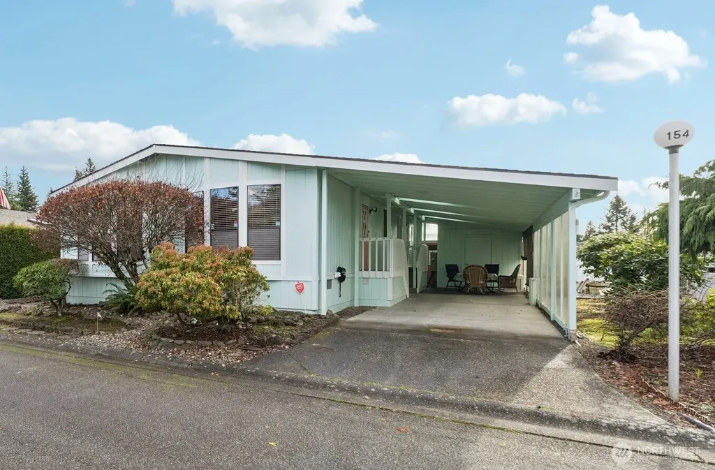 1427 100th Street SW Everett WA 98204
