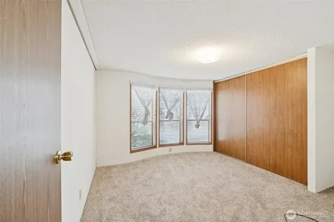 1427 100th Street SW Everett WA 98204