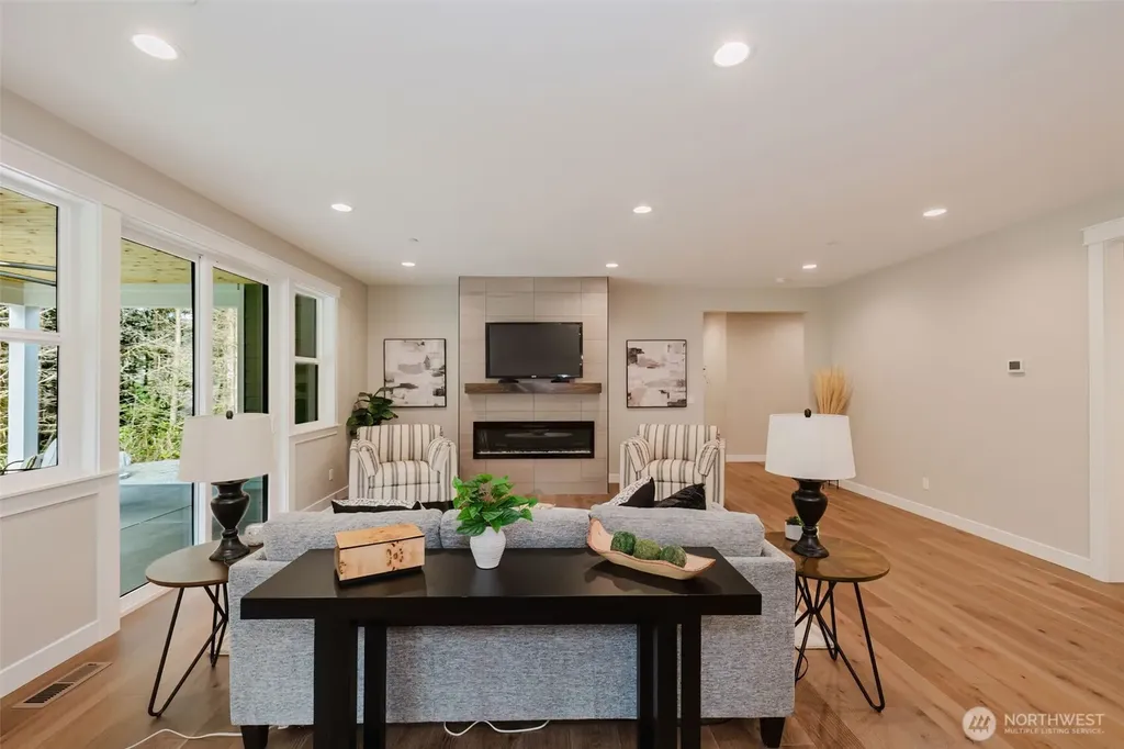 1662 SW Cozy Lane Port Orchard WA 98367
