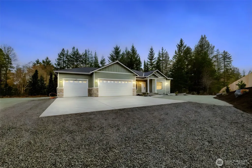 1662 SW Cozy Lane Port Orchard WA 98367